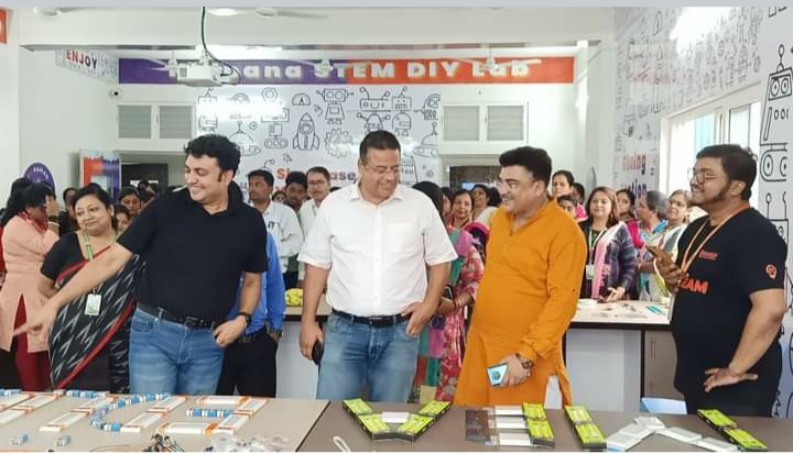 Discover the Fun in Science and Tech