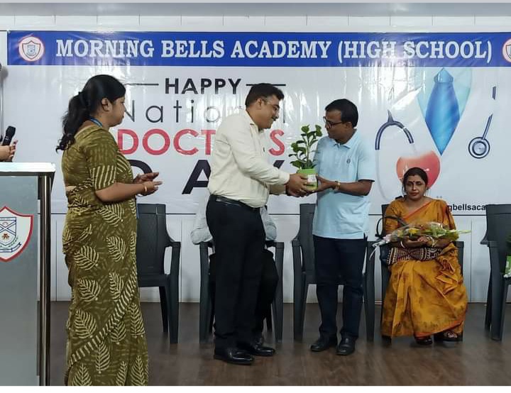 Saluting physicians for valiant service & care