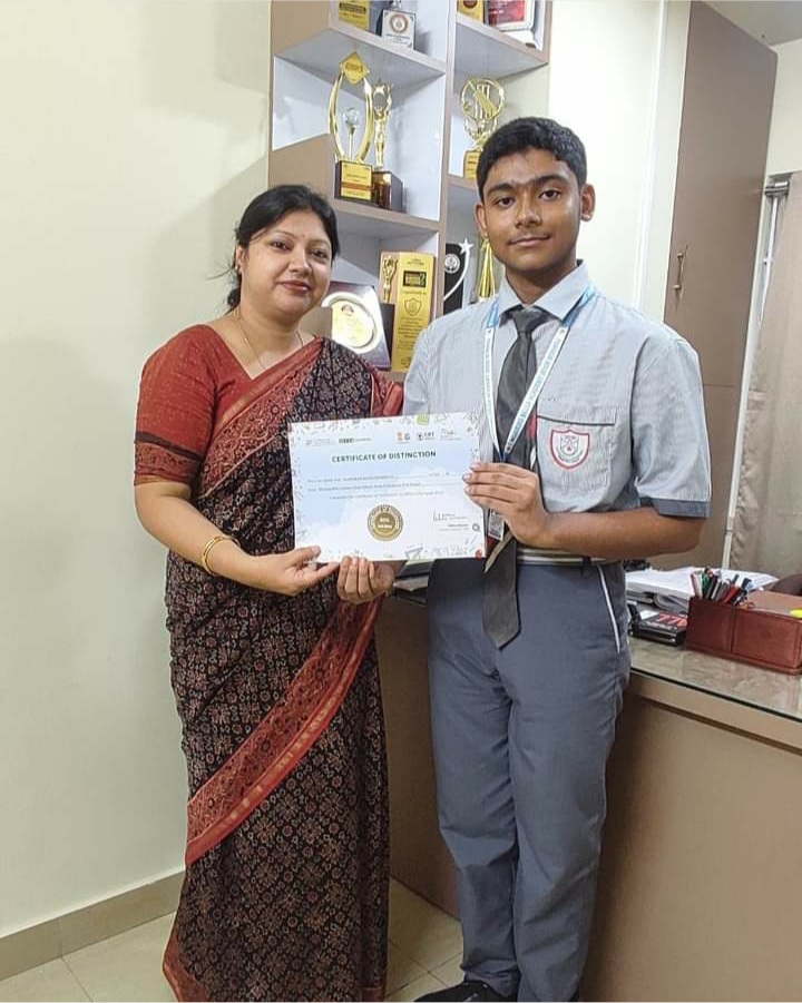 Heartfelt congratulations to Sampuran Bandhopadhay of Class 10 for attaining a certificate of distinction in the prestigious Green OLYMPIAD 2023! Your remarkable achievement reflects your dedication and passion. Wishing you boundless success and a future adorned with many more laurels.