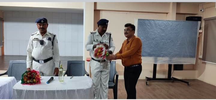 Recognizing Traffic Defenders